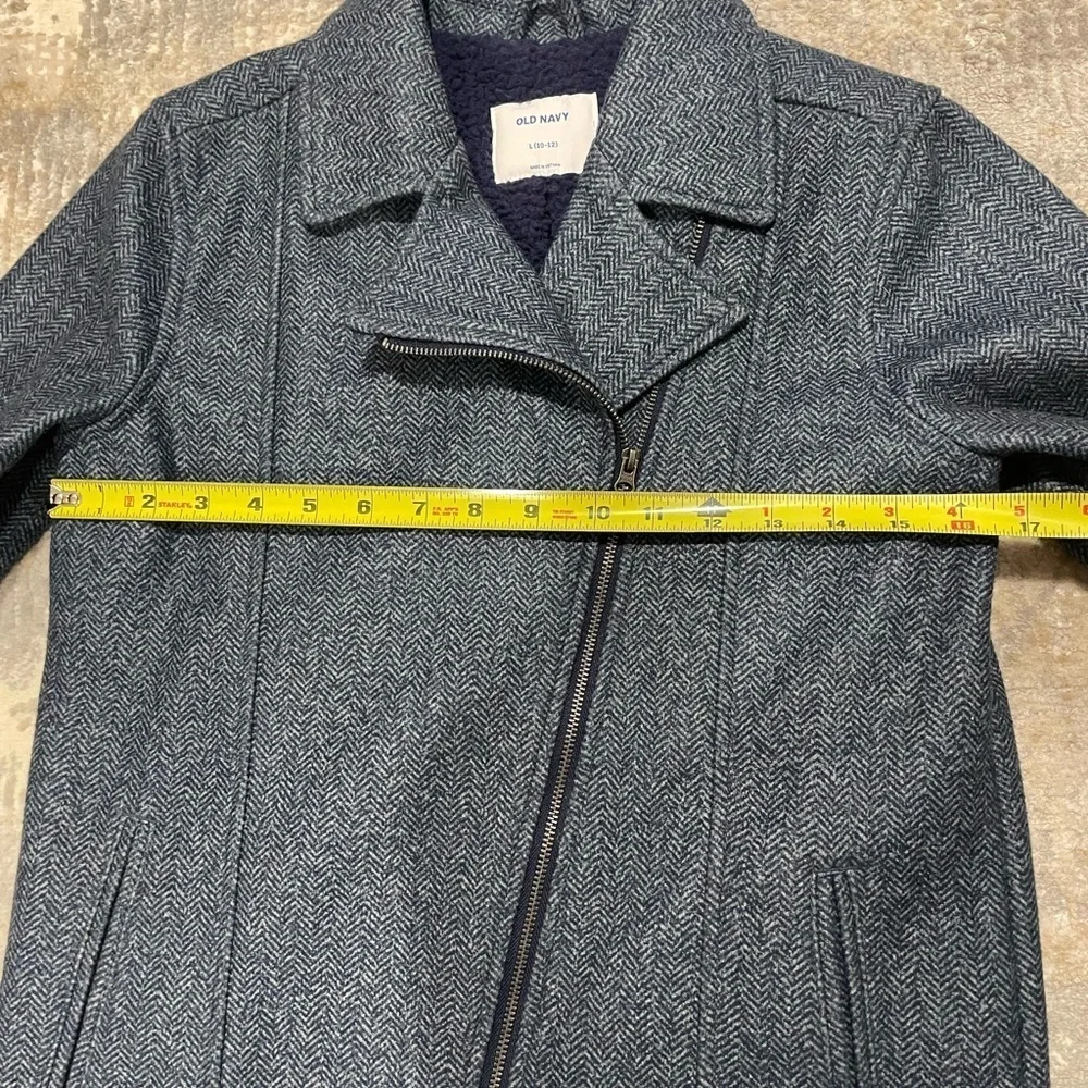 Old Navy Gray Pea Coat With Diagonal Zip Kids Size 10-12 EUC